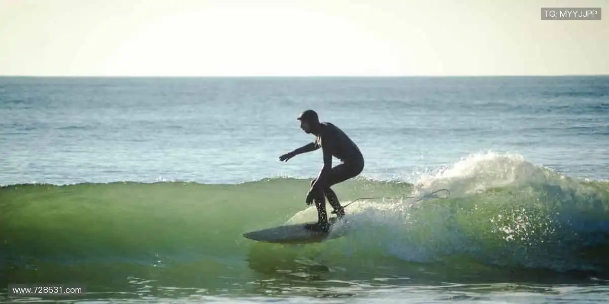 🏊 水花激起的瞬间，就是心跳的频率！